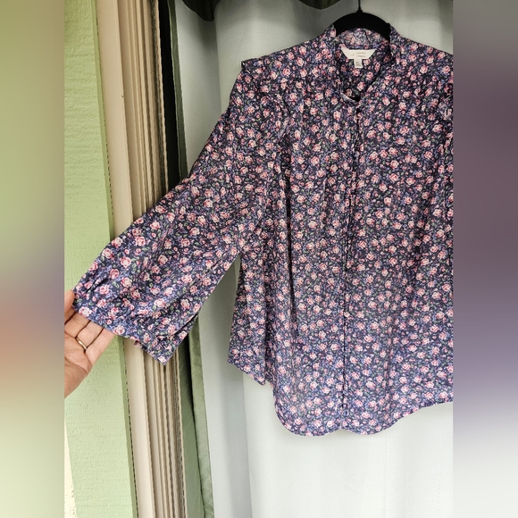 Lauren Conrad long sleeve Blouse XL Ruffle Style Roses - Picture 2 of 7
